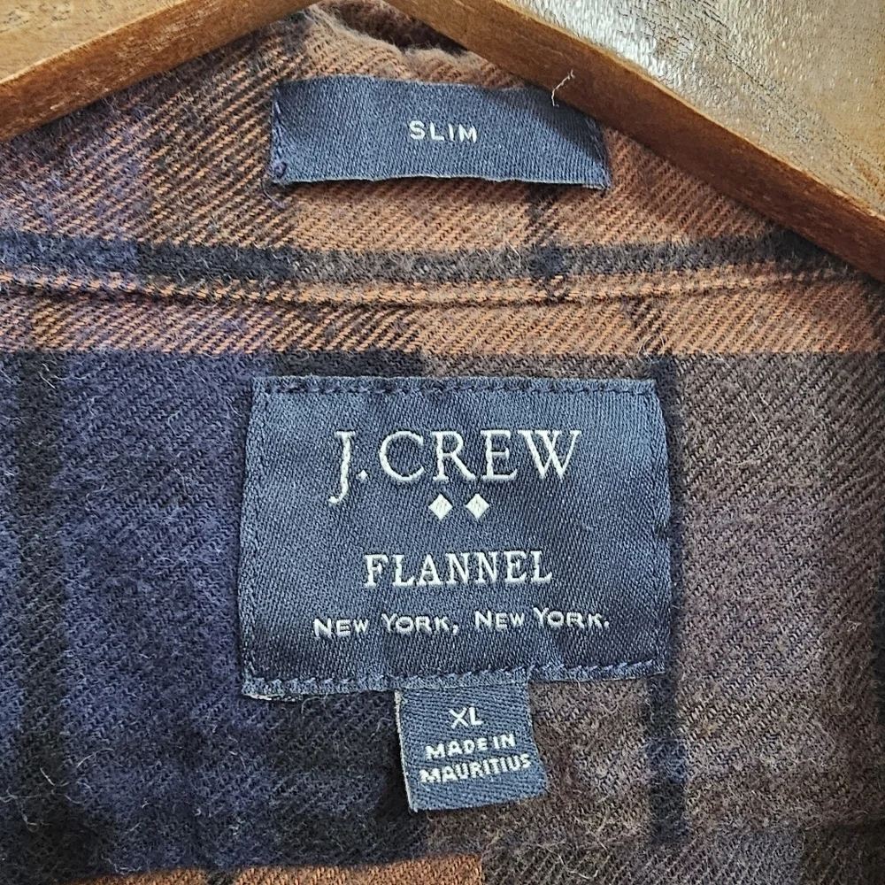 J.Crew flannel 90s grunge plaid slim orange blue long sleeve button shir…
